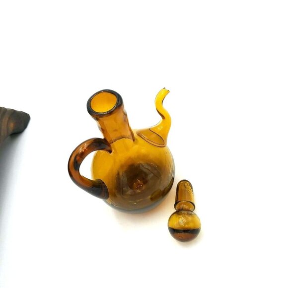 Alder Wood With Amber Glass  and Wrought Iron Handle Cruet Set- Oil & Vinegar - Picture 5 of 10
